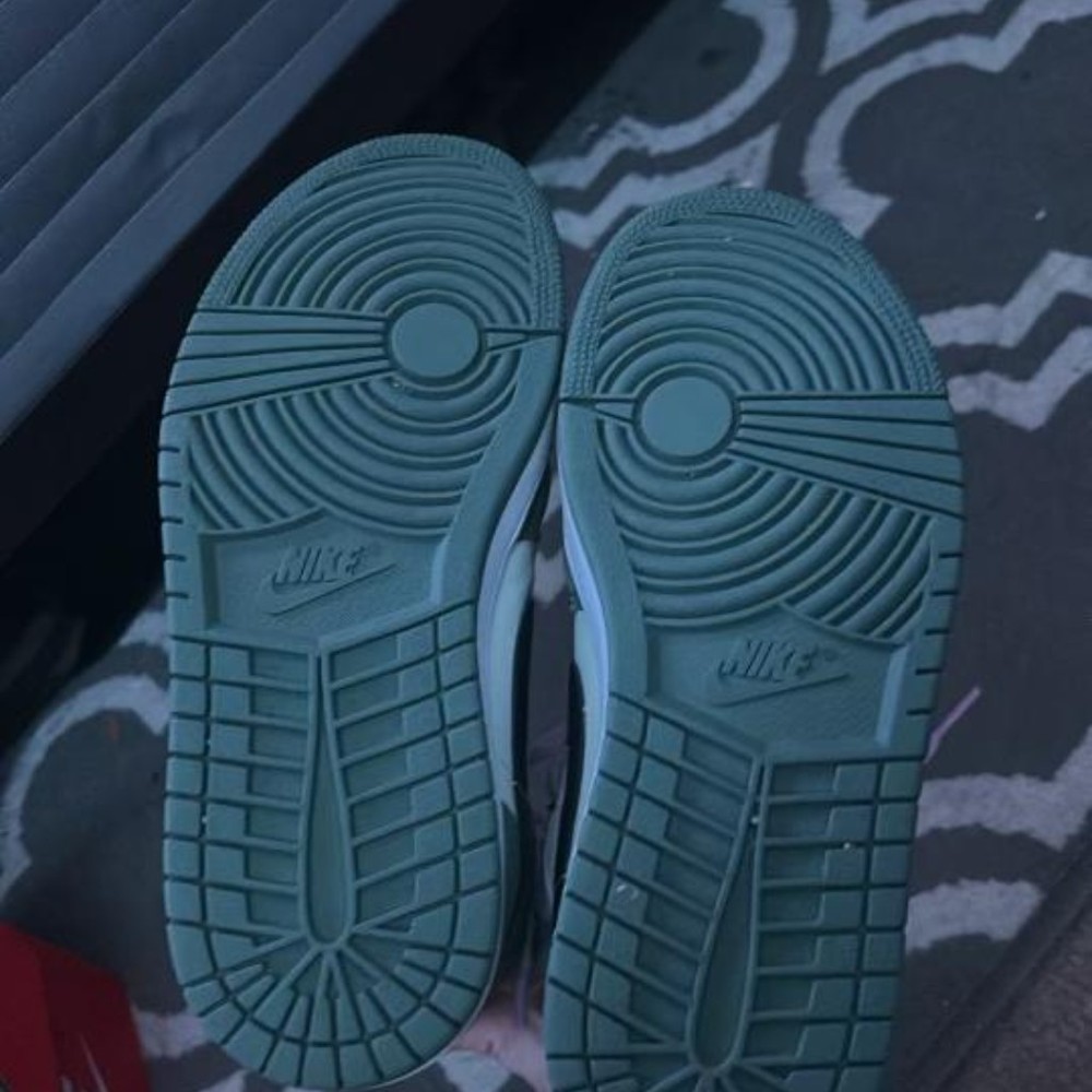 Meet your Posher, Kyle